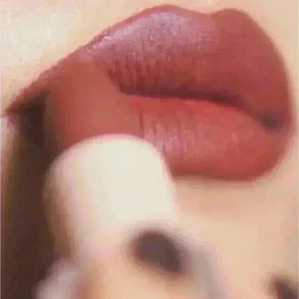 Nwob KKW 90’s Vogue Matte Lipstick